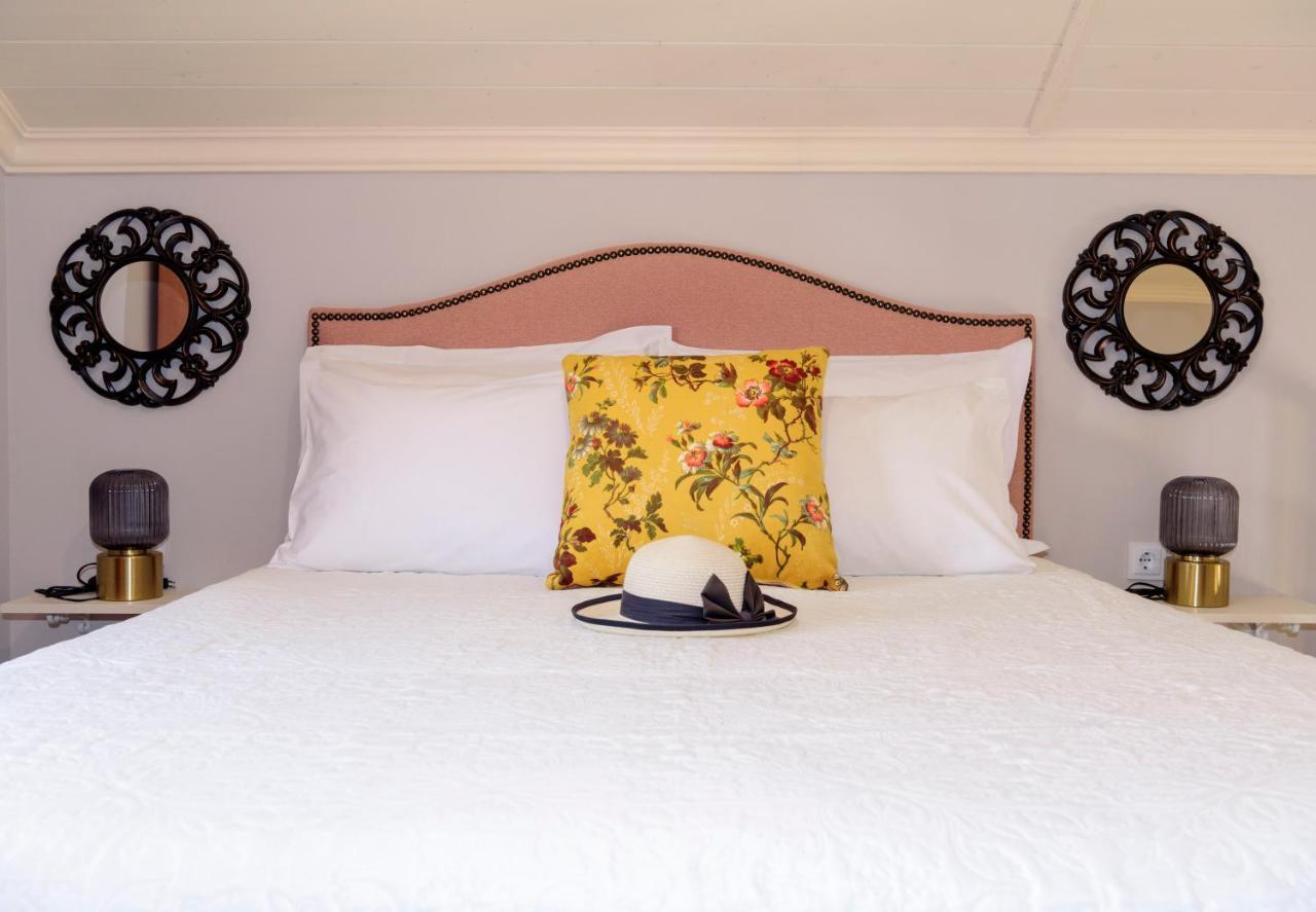 Nafsika Suites (Adults Only) Νέα Μουδανιά Εξωτερικό φωτογραφία