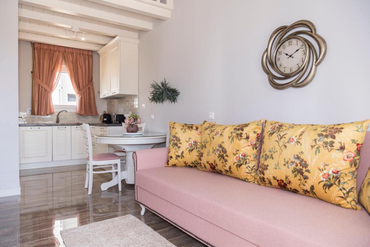 Nafsika Suites (Adults Only) Νέα Μουδανιά Εξωτερικό φωτογραφία
