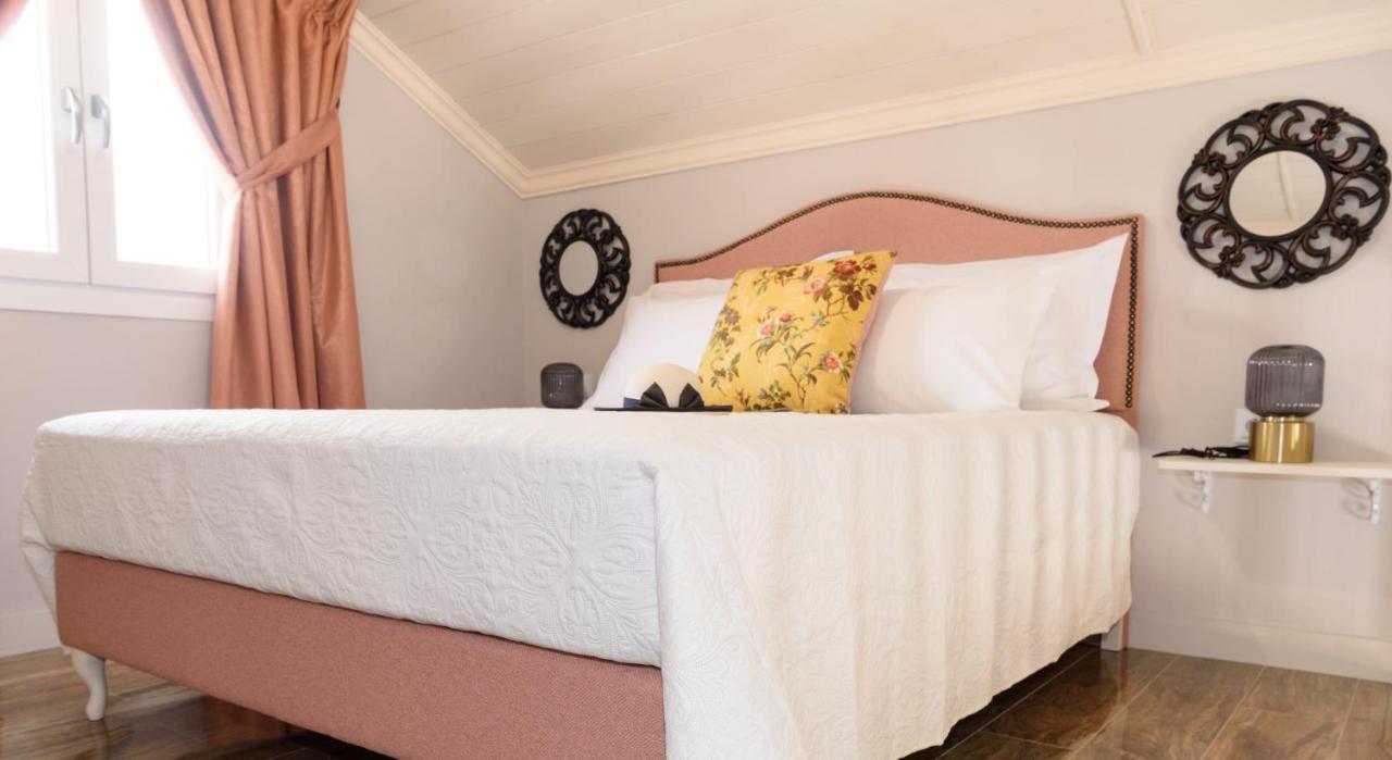 Nafsika Suites (Adults Only) Νέα Μουδανιά Εξωτερικό φωτογραφία